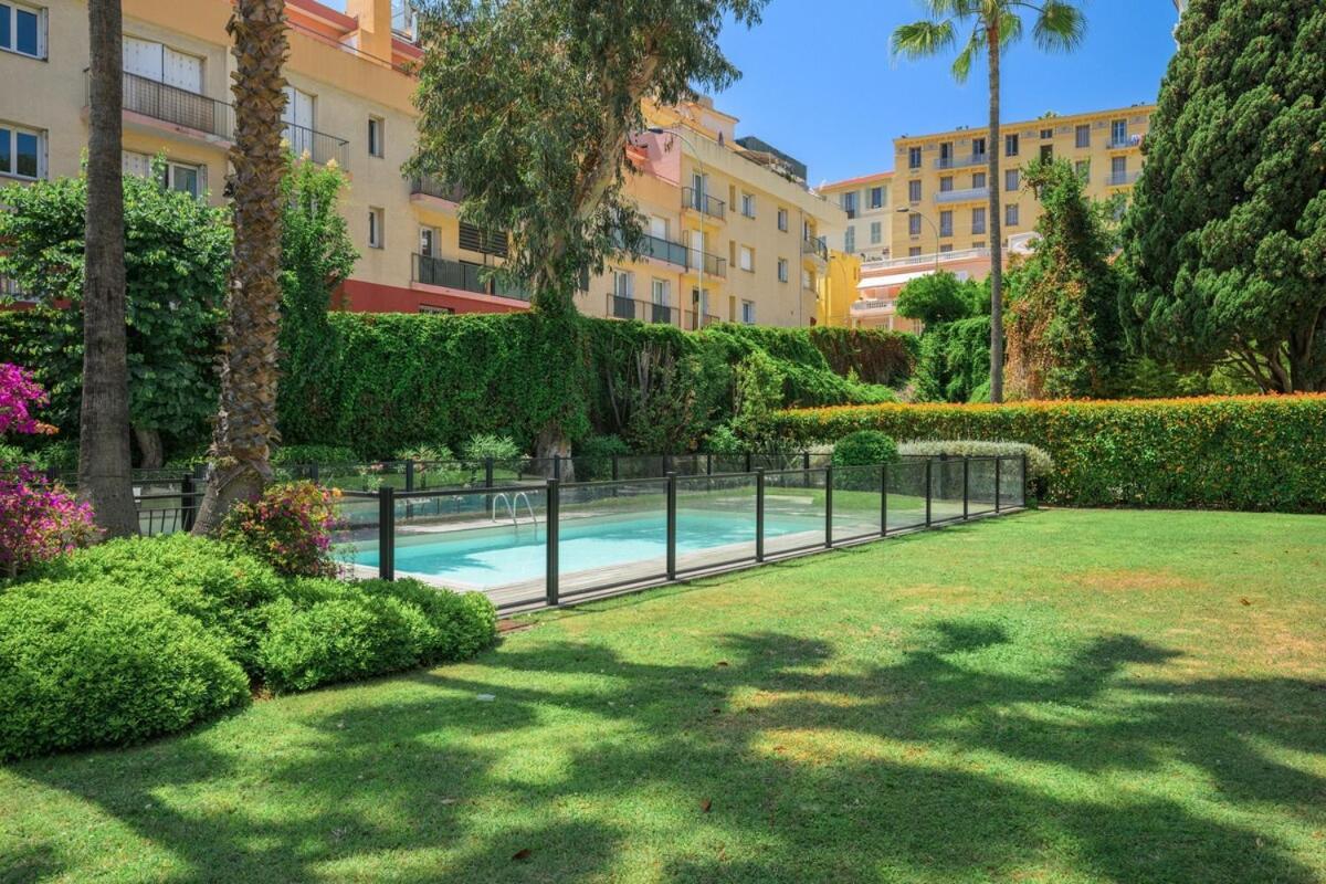 Appartement Le Coq Wagner - Garage - Swimming Pool à Menton Extérieur photo